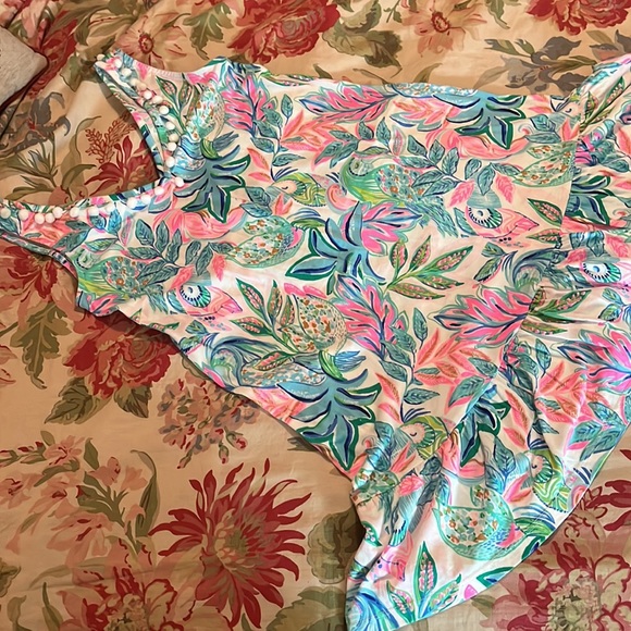 LILLY PULITZER Size XXS TankDress
Pom-Poms Floral 100% Cotton Pullovers $159NEW - Picture 11 of 13